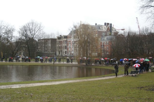 onthulling_standbeeldjoostvandenvondel_amsterdamgrootbeeldpresentatieeslevents13.jpg