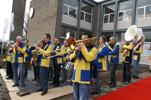 openingbasisschoolkareldegroteeindhoveneslevents65.jpg