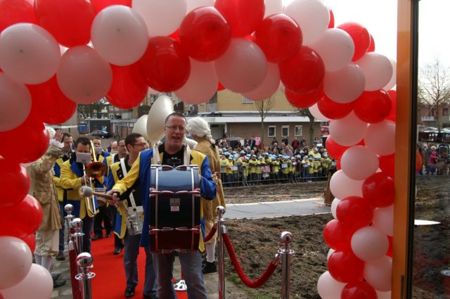 openingbasisschoolkareldegroteeindhoveneslevents69.jpg