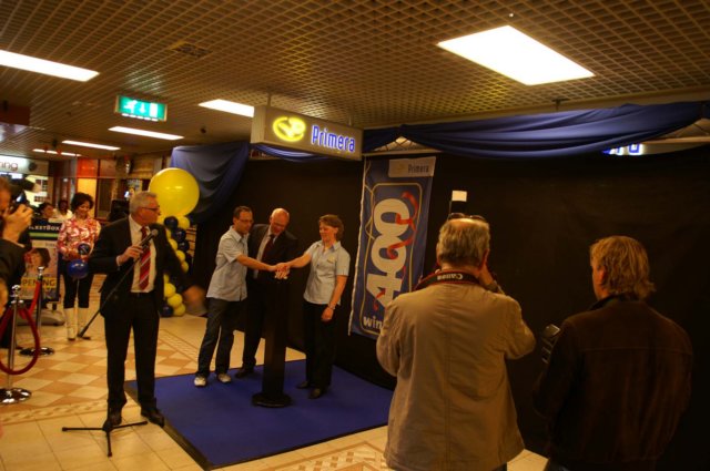 opening400eprimerawinkel_esl_eindhoven26.jpg