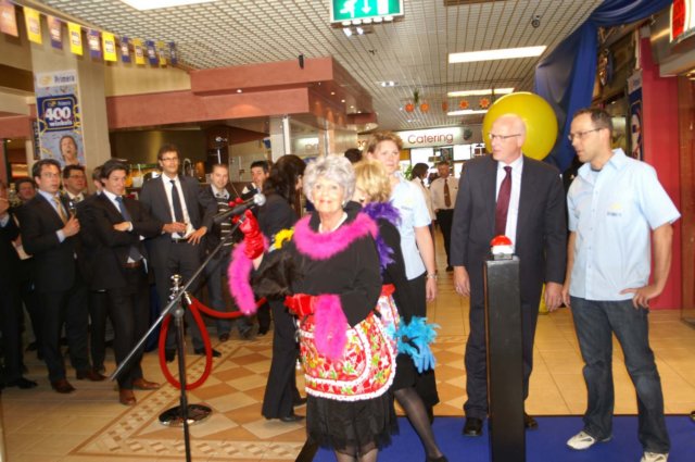 opening400eprimerawinkel_esl_eindhoven39.jpg