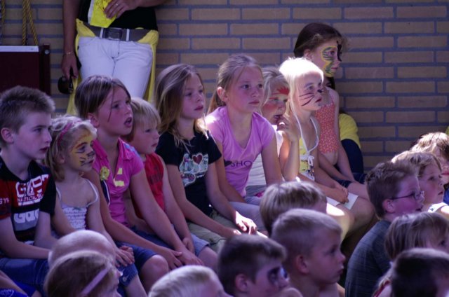 spektakeldagbasisschooldebrinkinleusdeneslevents254.jpg