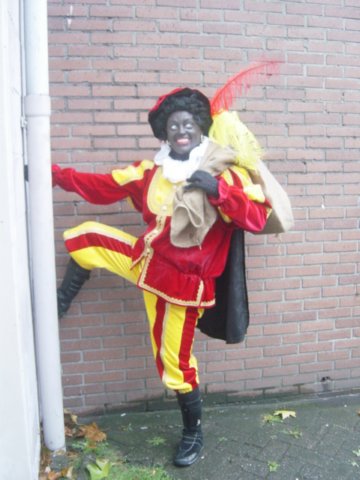 kledingverhuuresleindhovenzwartepiet10.jpg