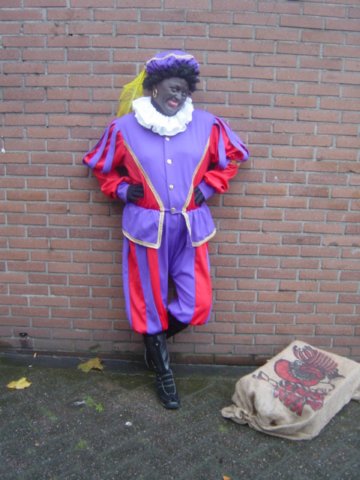 kledingverhuuresleindhovenzwartepiet28.jpg