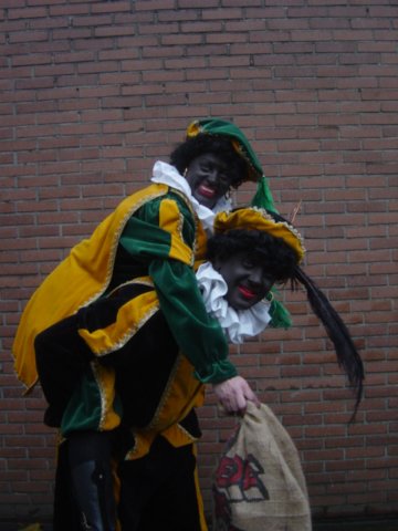 kledingverhuuresleindhovenzwartepiet32.jpg