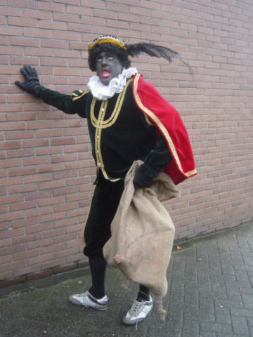 kledingverhuuresleindhovenzwartepiet44.jpg