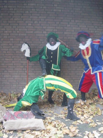 kledingverhuuresleindhovenzwartepiet53.jpg